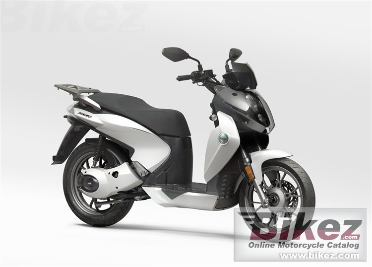 Macis 150