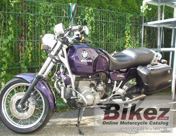 R 100 R