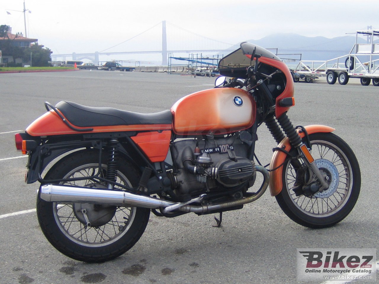 R 100 S