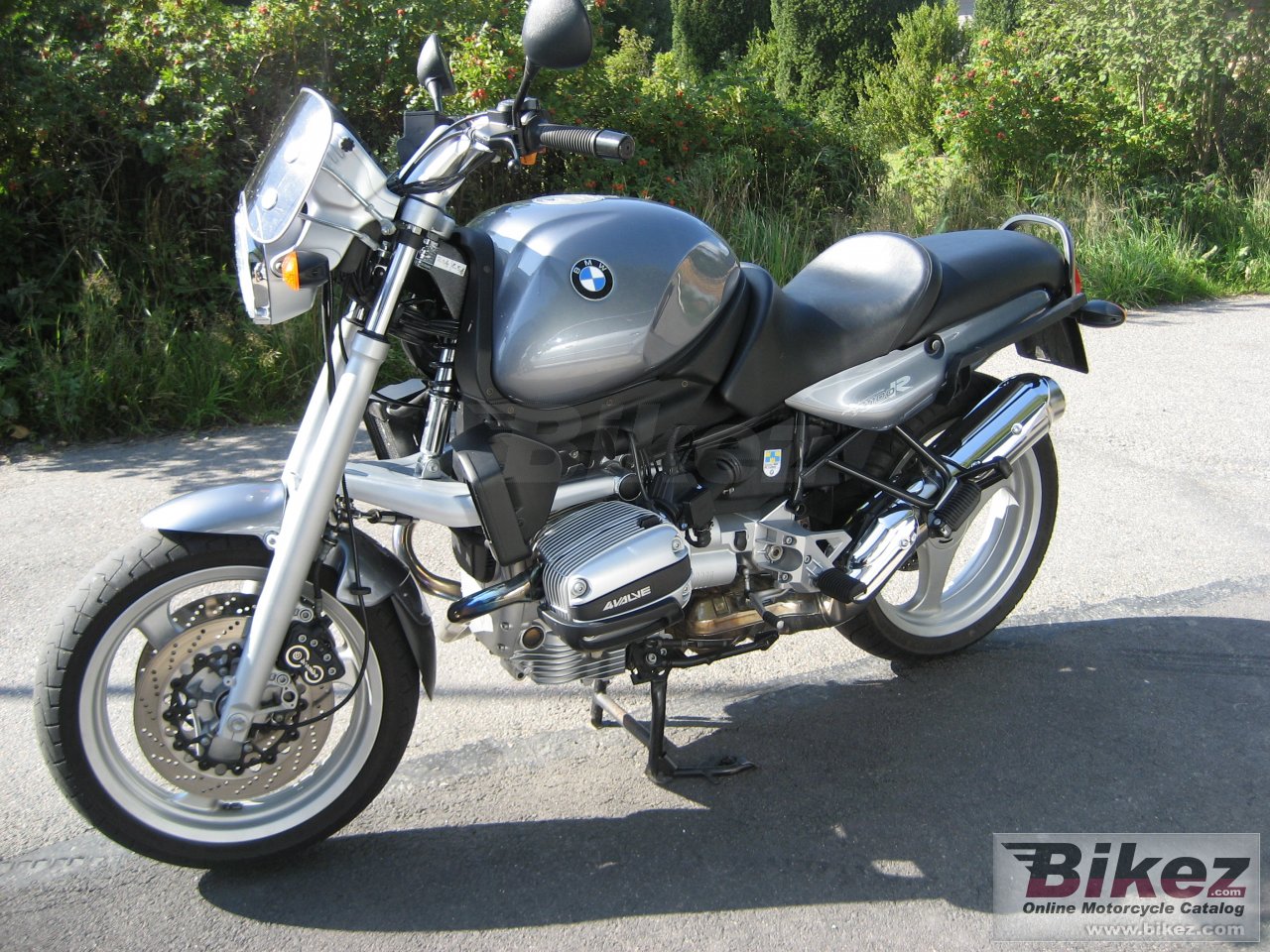 R 1100 R
