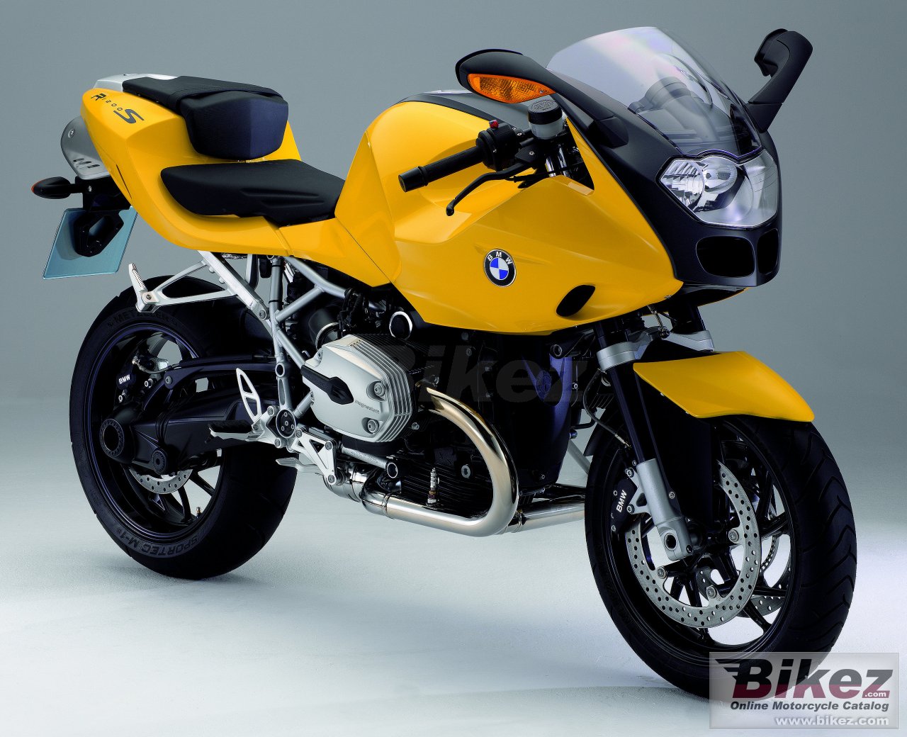 R 1200 S