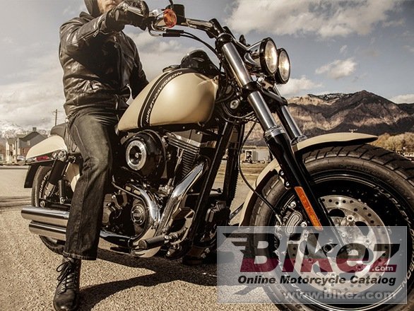Harley Davidson Dyna Fat Bob Dark Custom