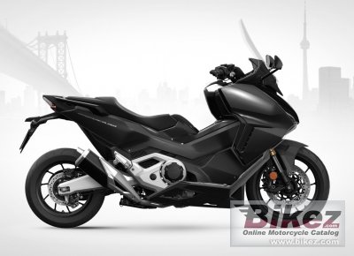 Honda Forza 750