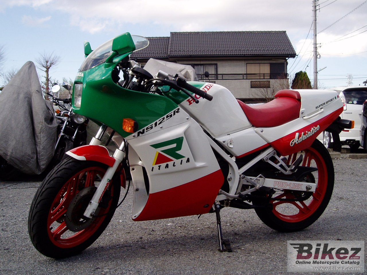 Ns 125 R