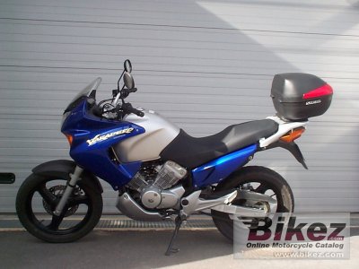 Varadero 125