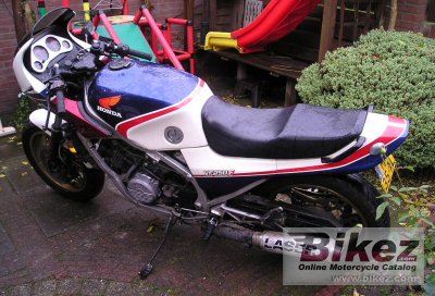 Honda Vf 750 F