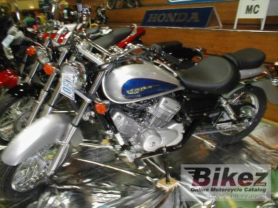 Vt 125 C Shadow