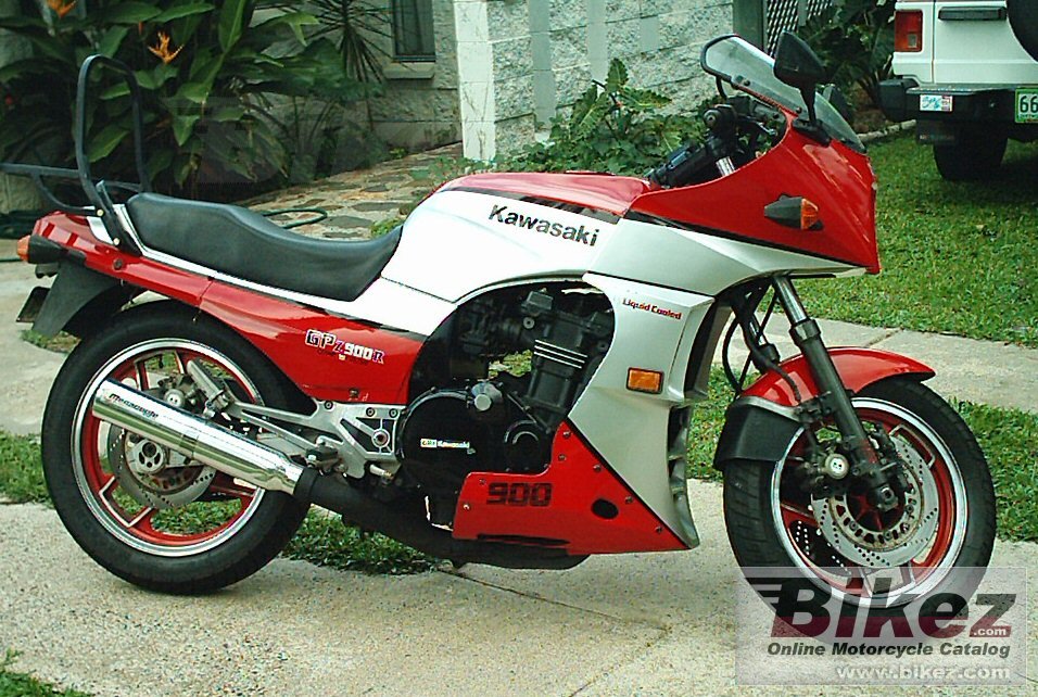 Kawasaki Gpz 900 R
