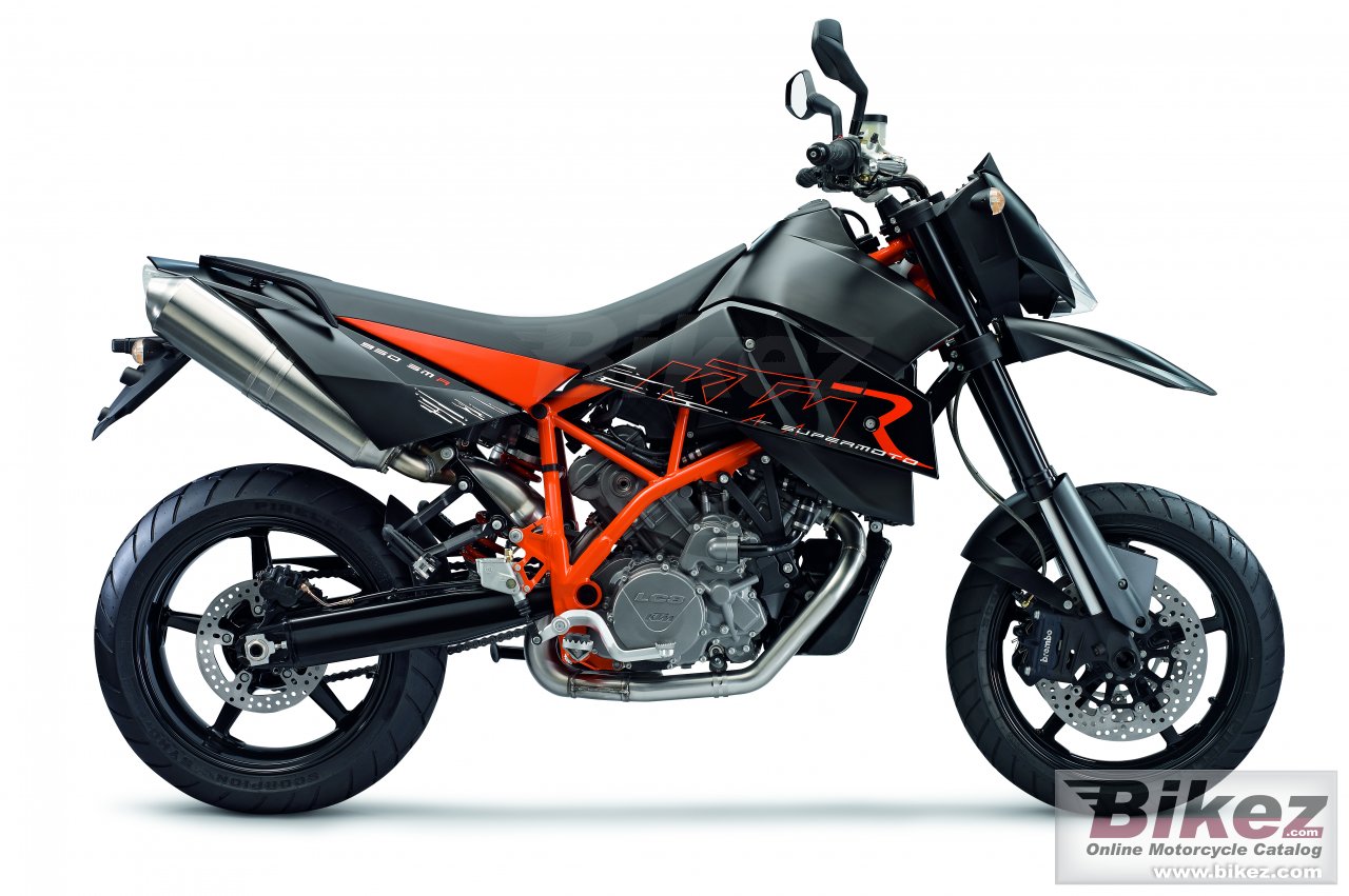 950 Supermoto R