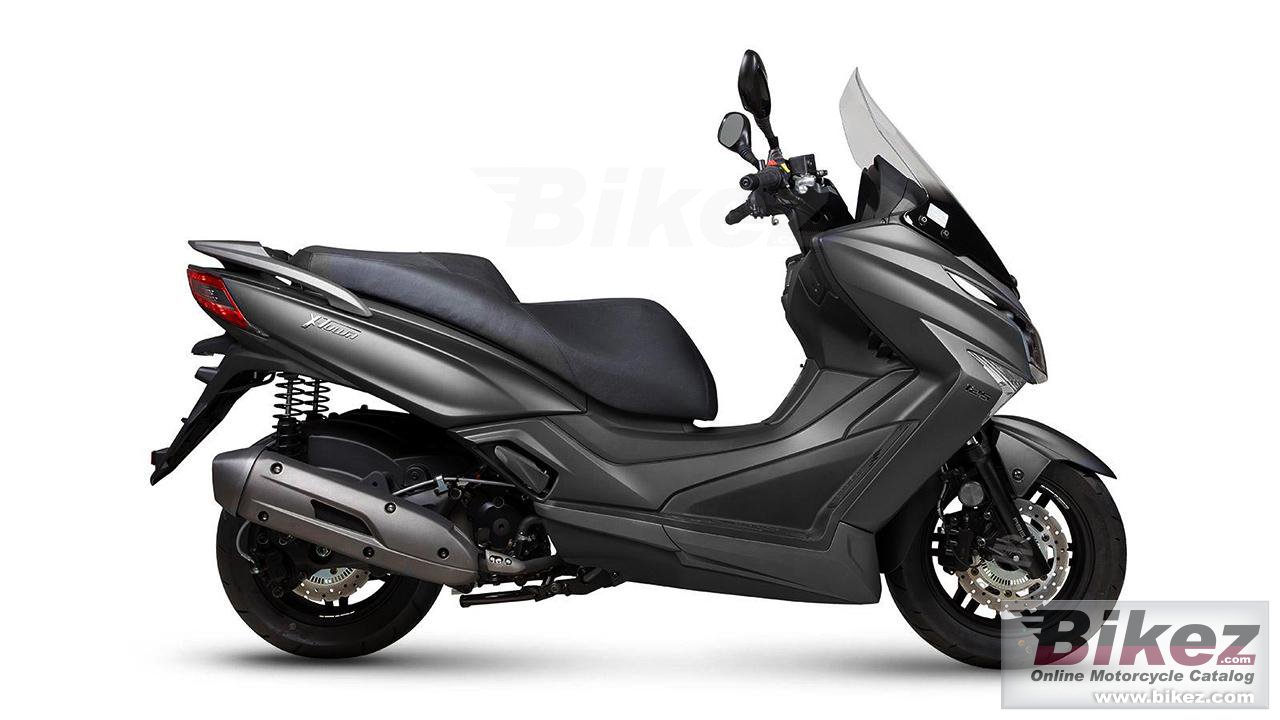 X Town 125