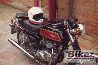 T 140 E Bonneville