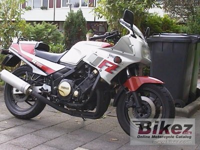 Yamaha Fz 750
