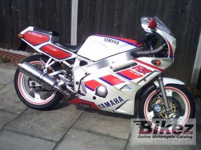 Yamaha Fzr 400
