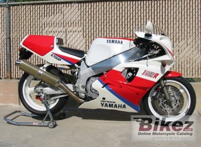 Yamaha Fzr 750 R