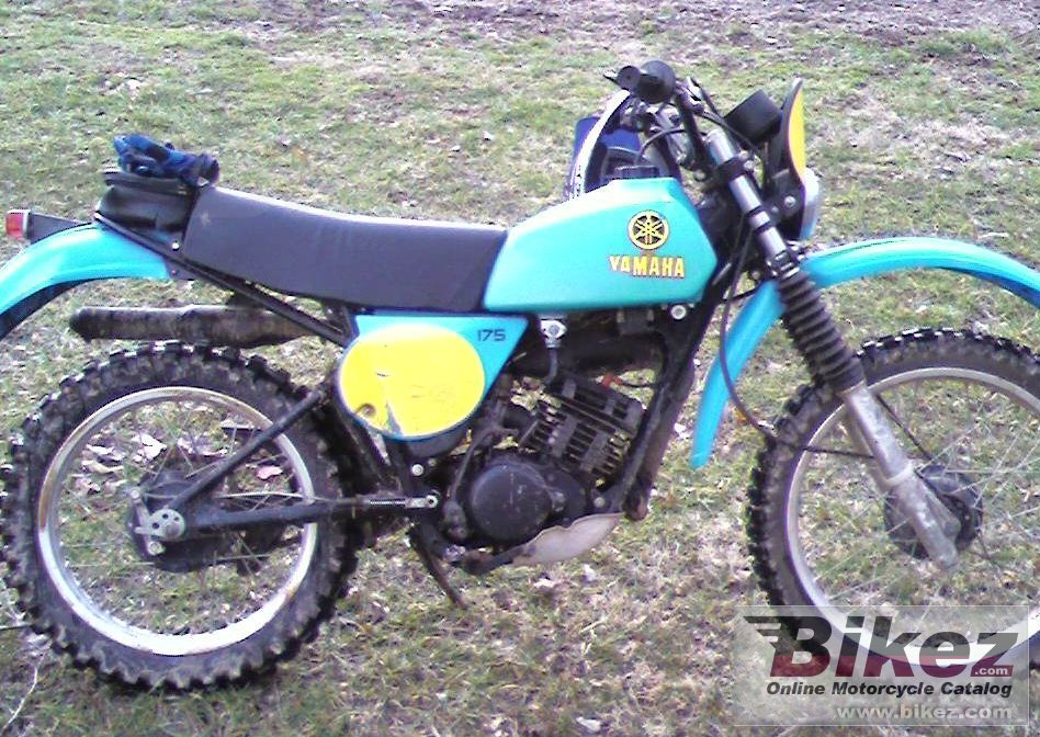 It 175 D