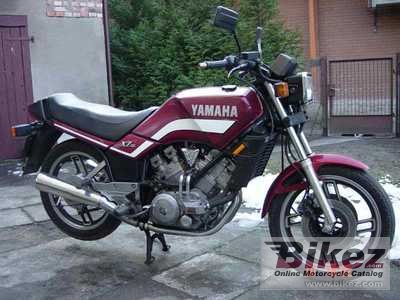 Yamaha Xz 550
