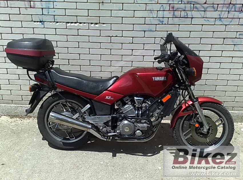 Yamaha Xz 550